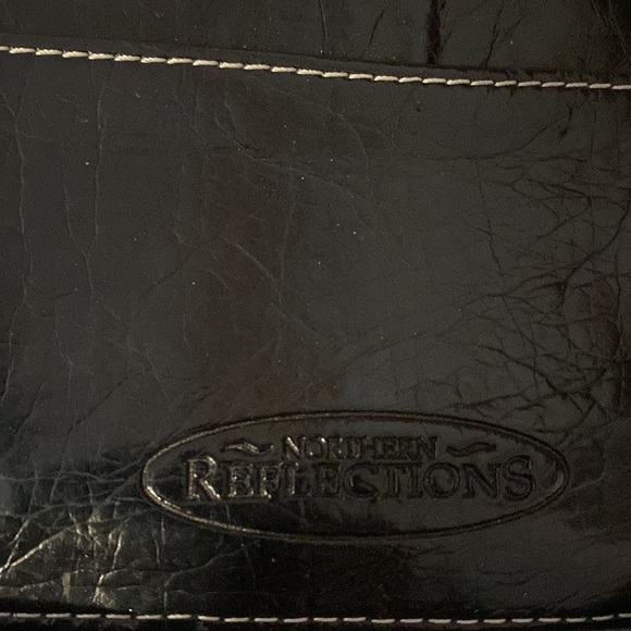 Northern Reflections Travel Wallet - Picture 7 of 10